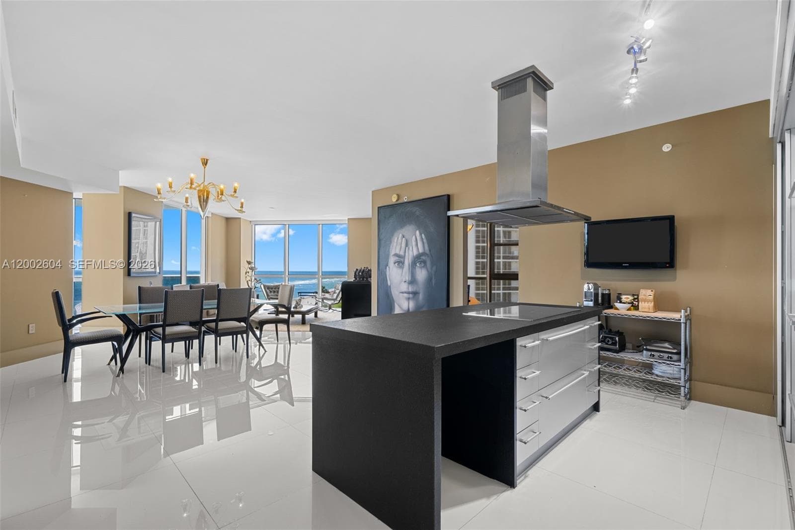 18201 Collins Ave 3