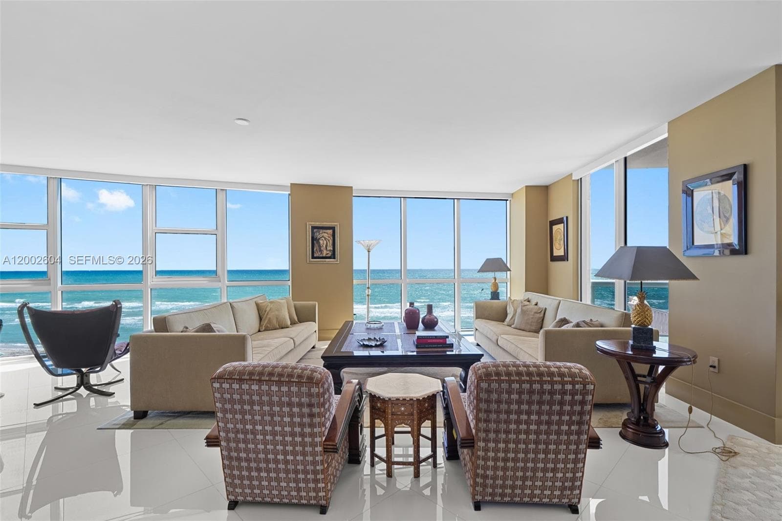 18201 Collins Ave 5