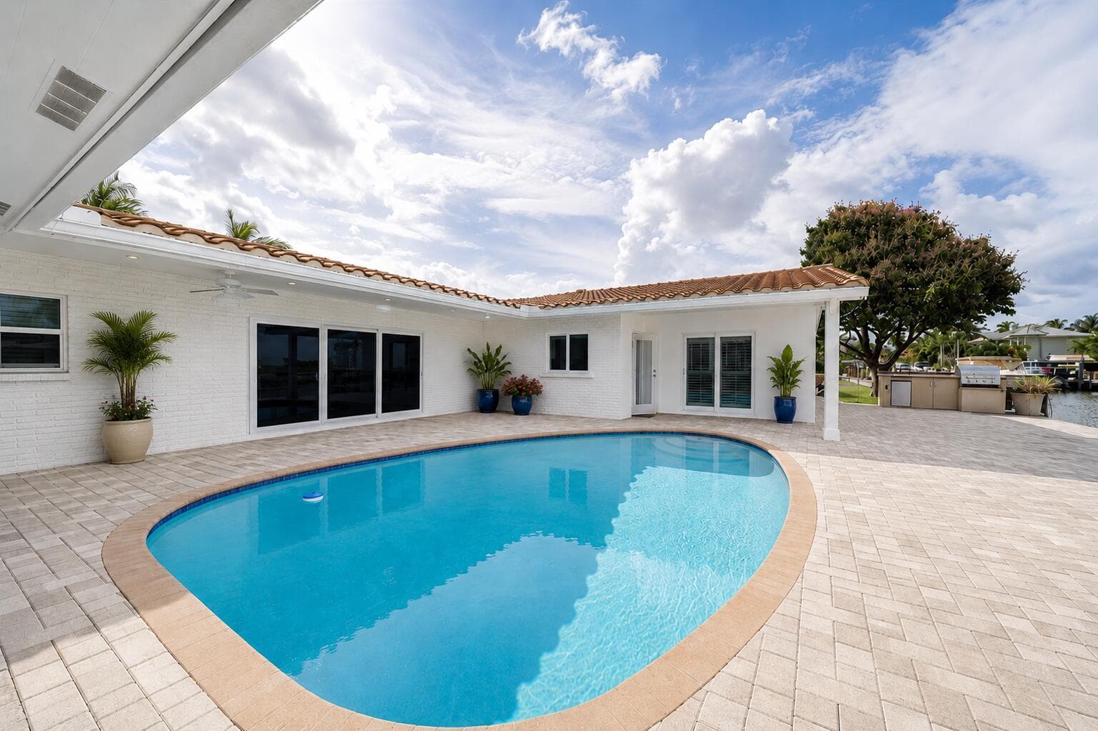 2401 SE 8th Court 3