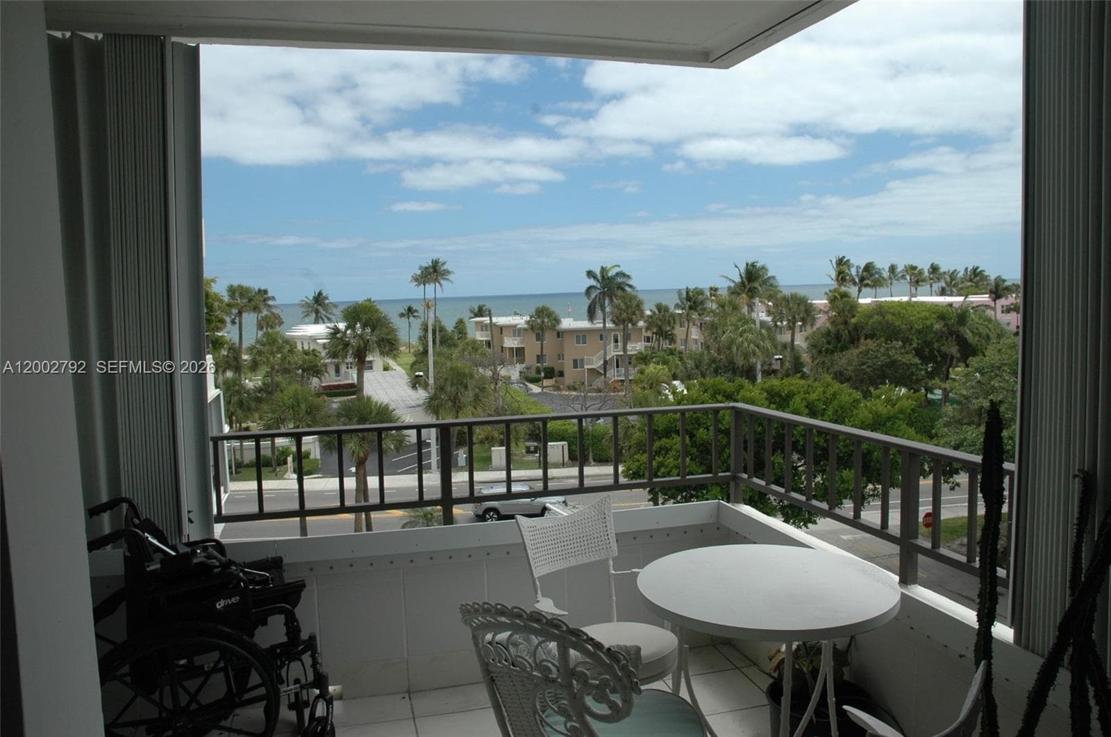 1401 Ocean Blvd 4