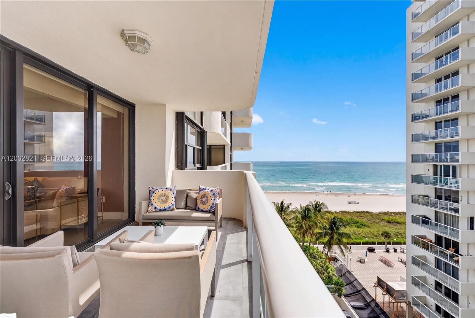 5757 Collins Ave 1104 photo 1