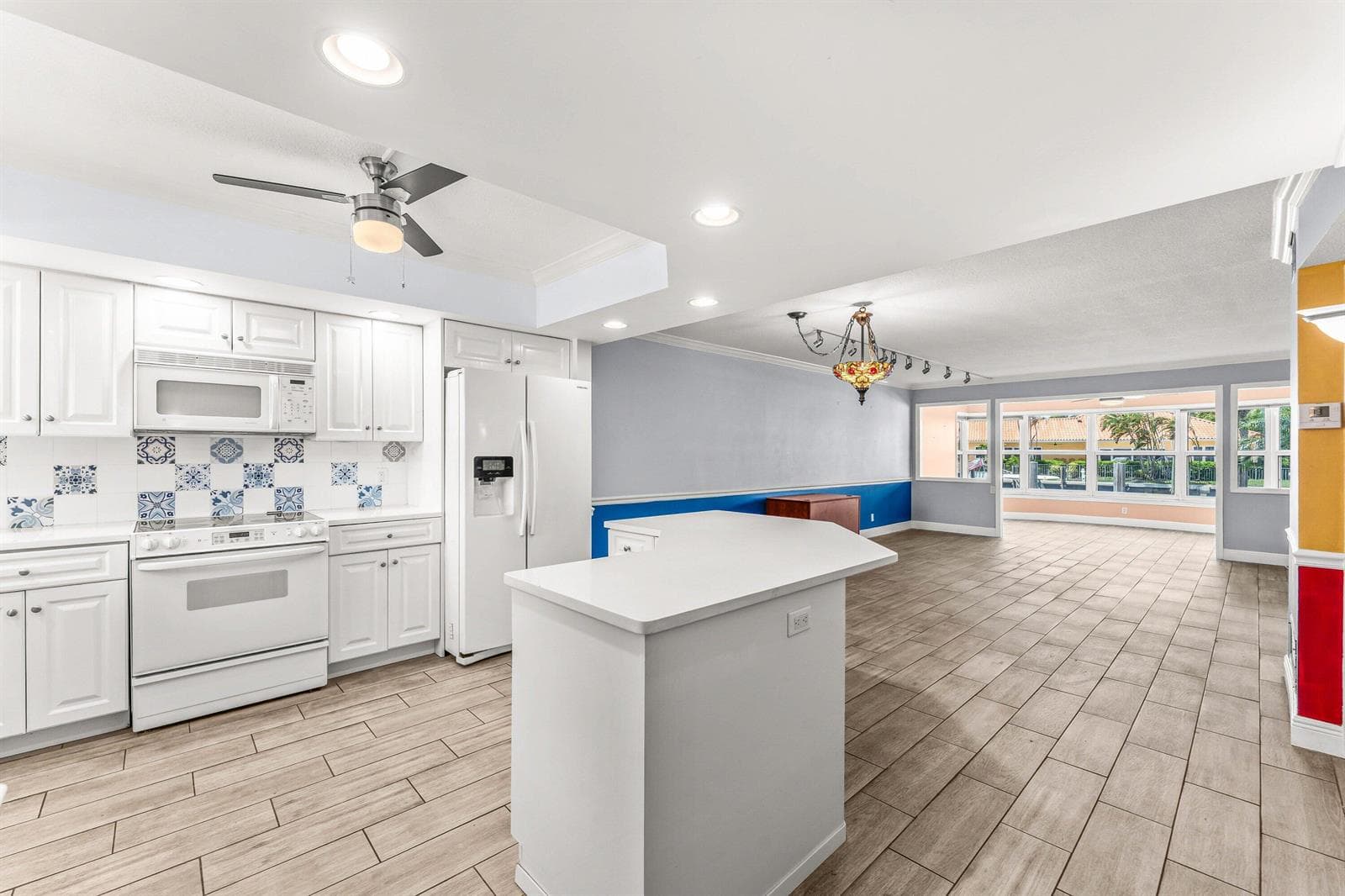 3031 NE 51st Street #106w 2