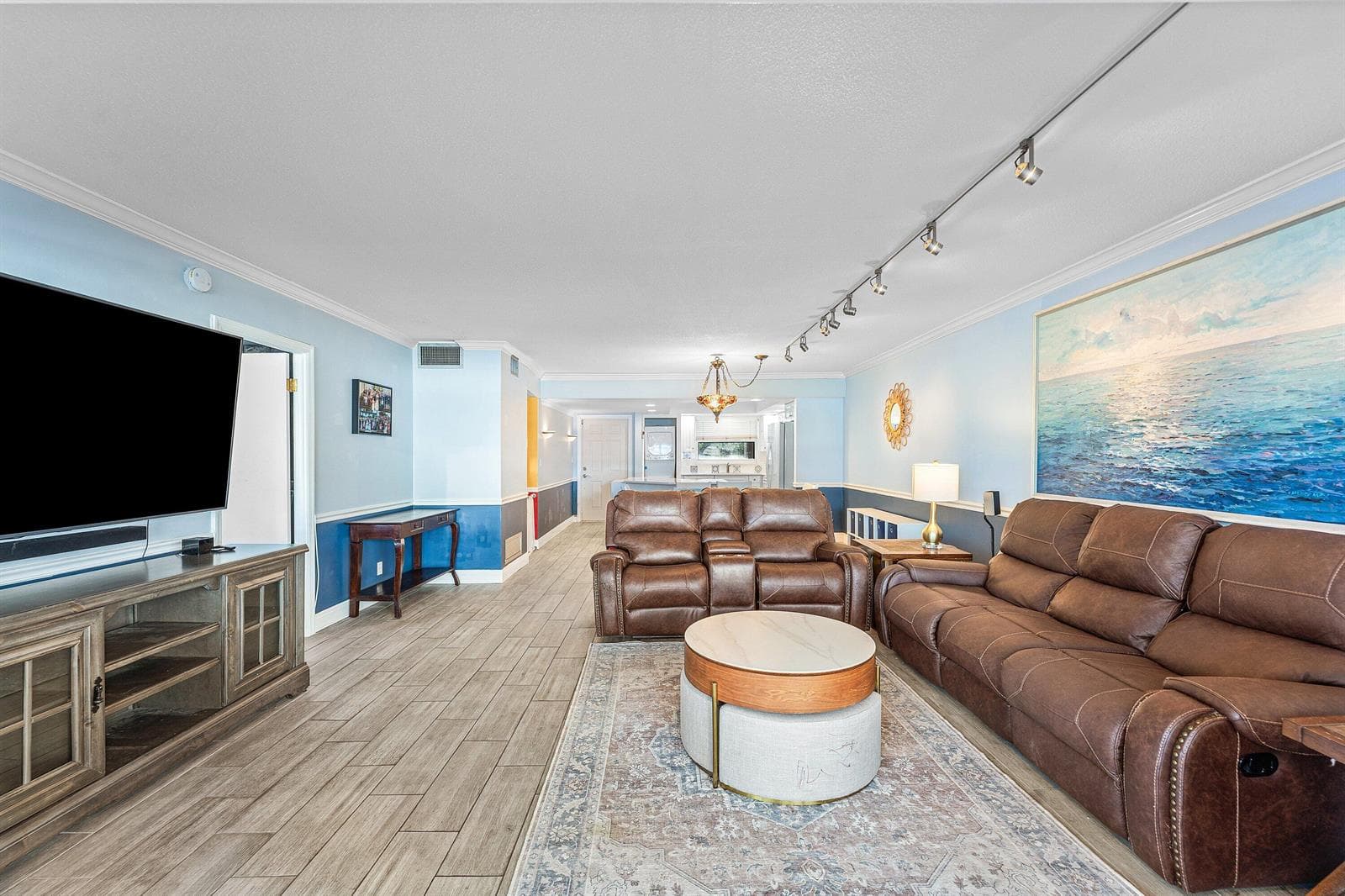 3031 NE 51st Street #106w 5
