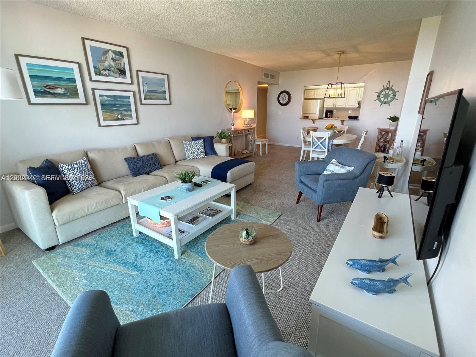 19380 Collins Ave 818 photo 5
