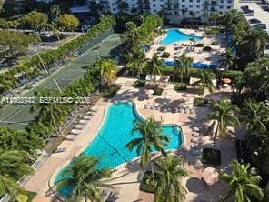 19380 Collins Ave 818 photo 19