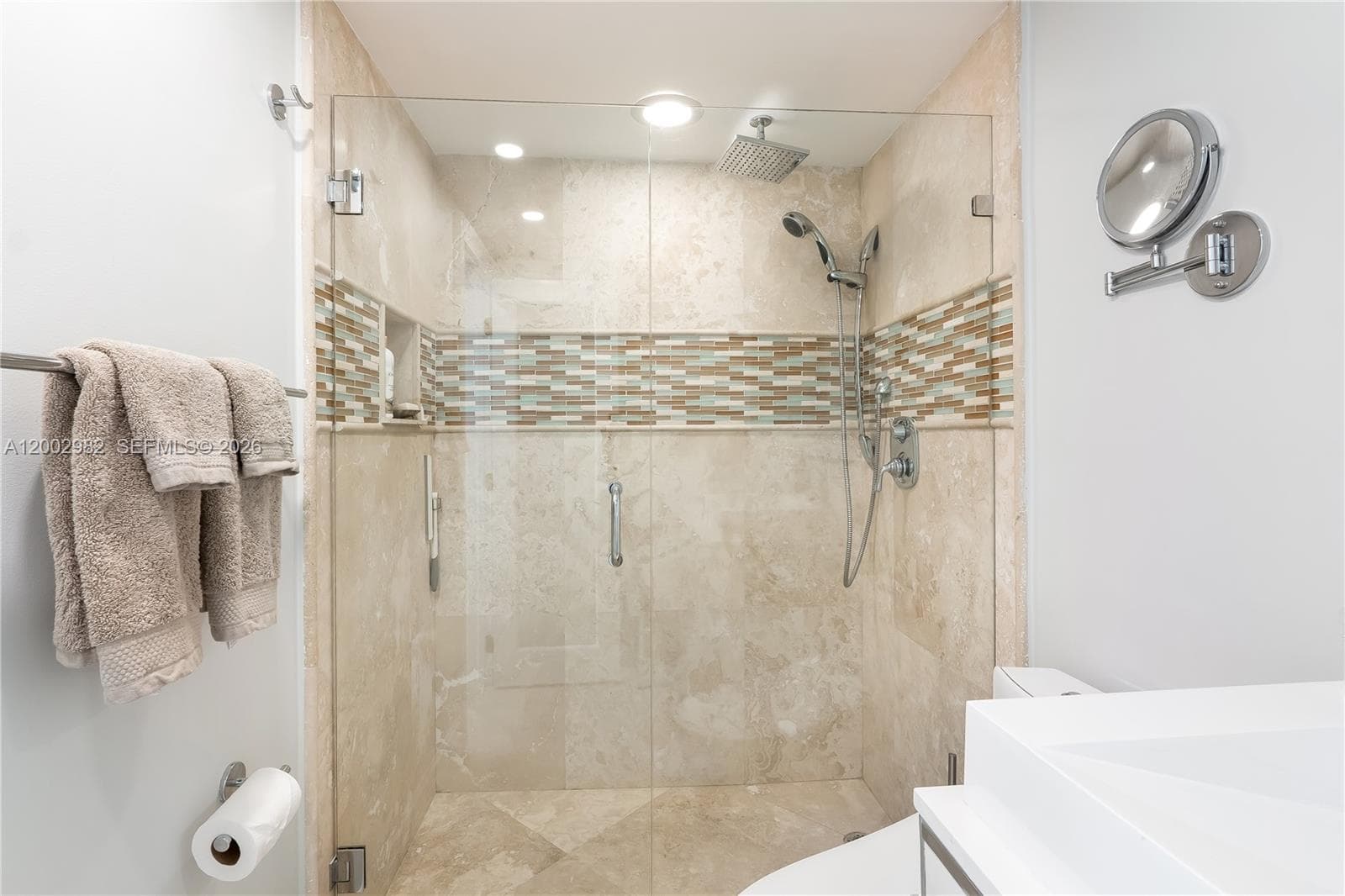 3140 S Ocean Dr (Avail 7/15-11/15 flex) 606 photo 18