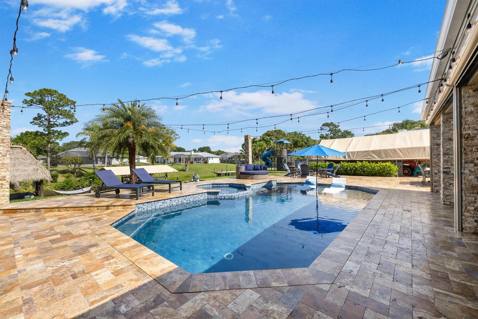 121 NE Naranja Avenue 3