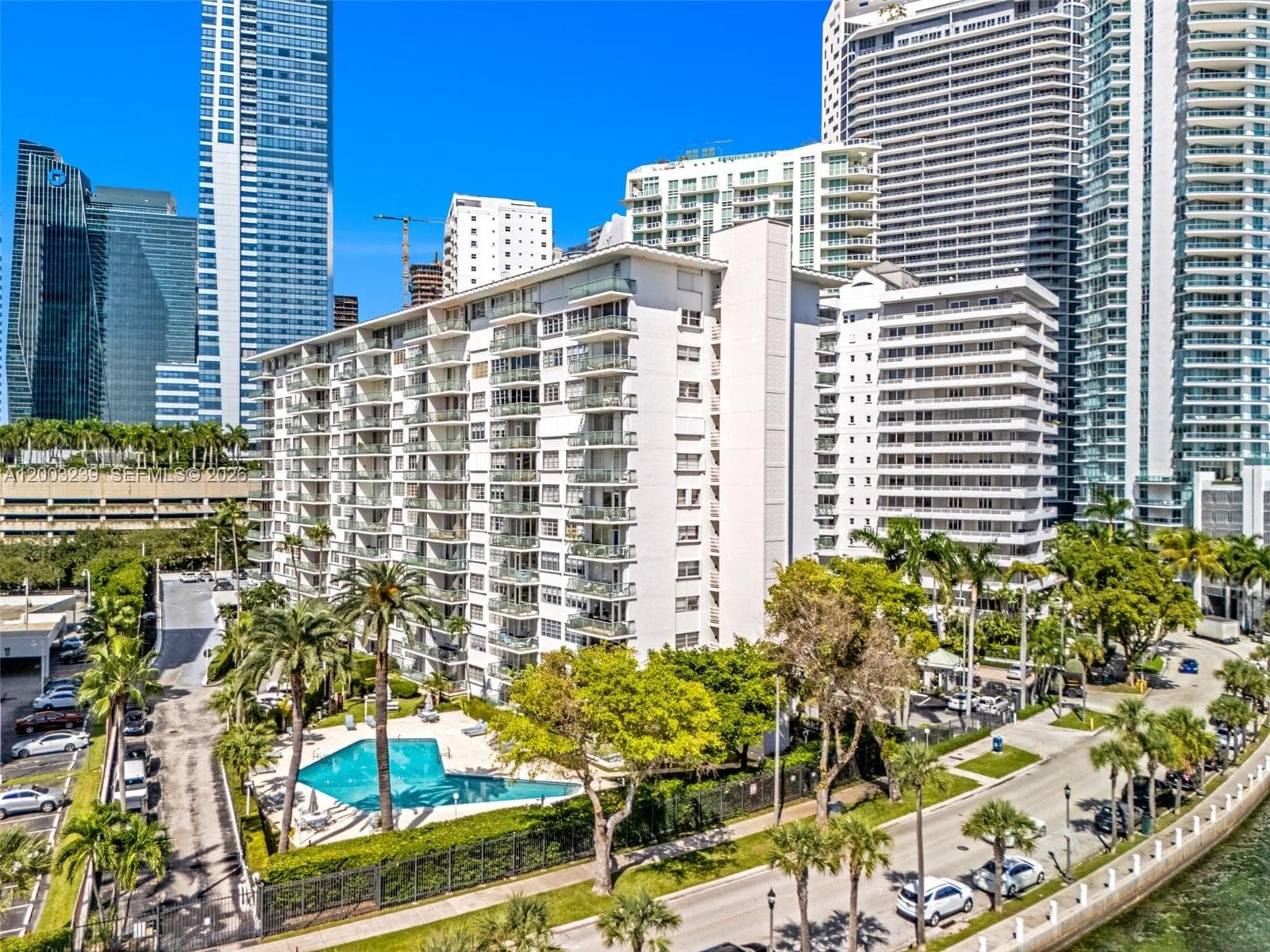 1408 Brickell Bay Dr 518 photo 3