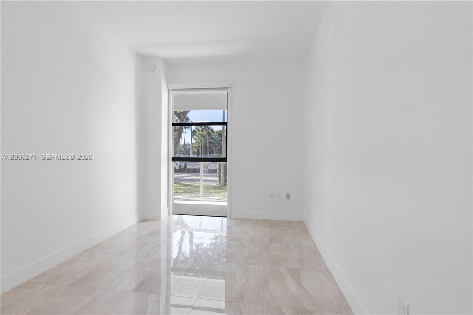 3731 N Country Club Dr 124 photo 16