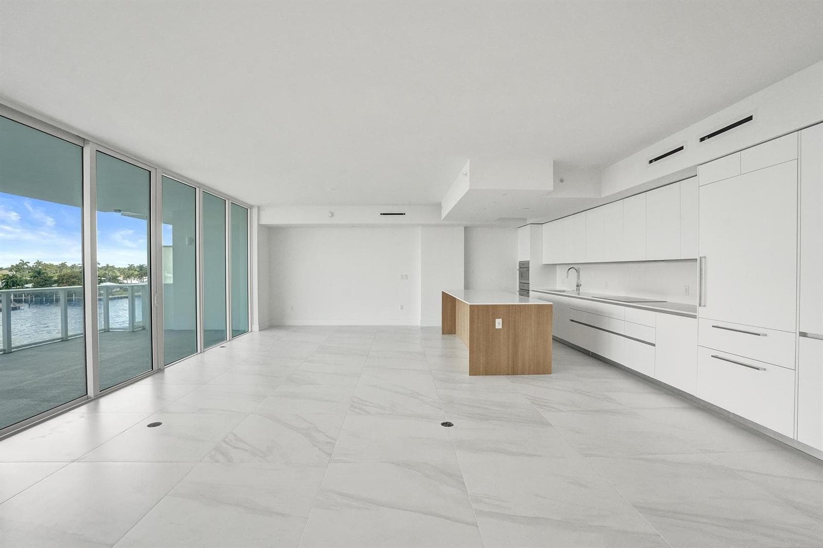 407 N Riverside Drive #303 5