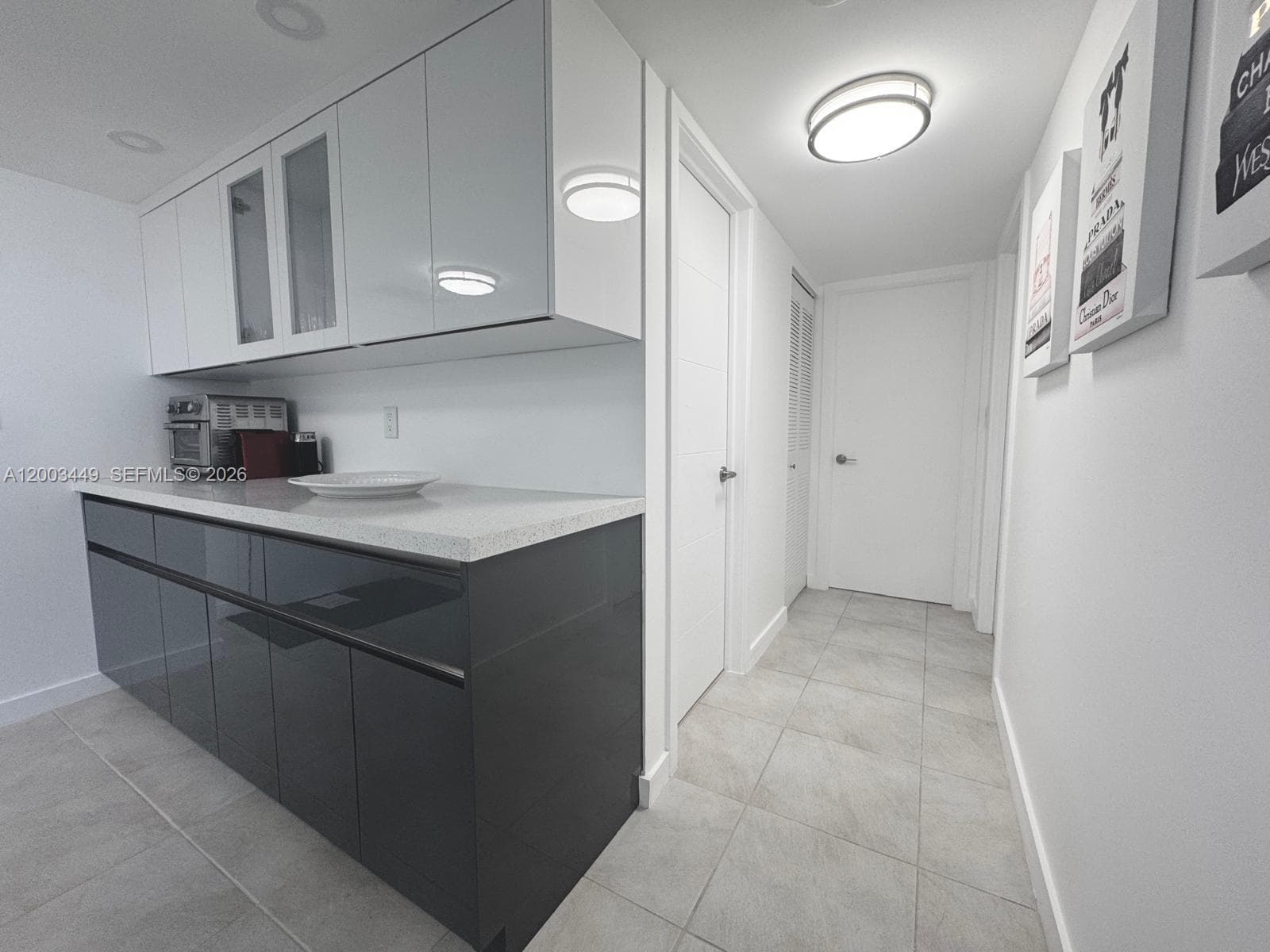 3800 Ocean Dr 5