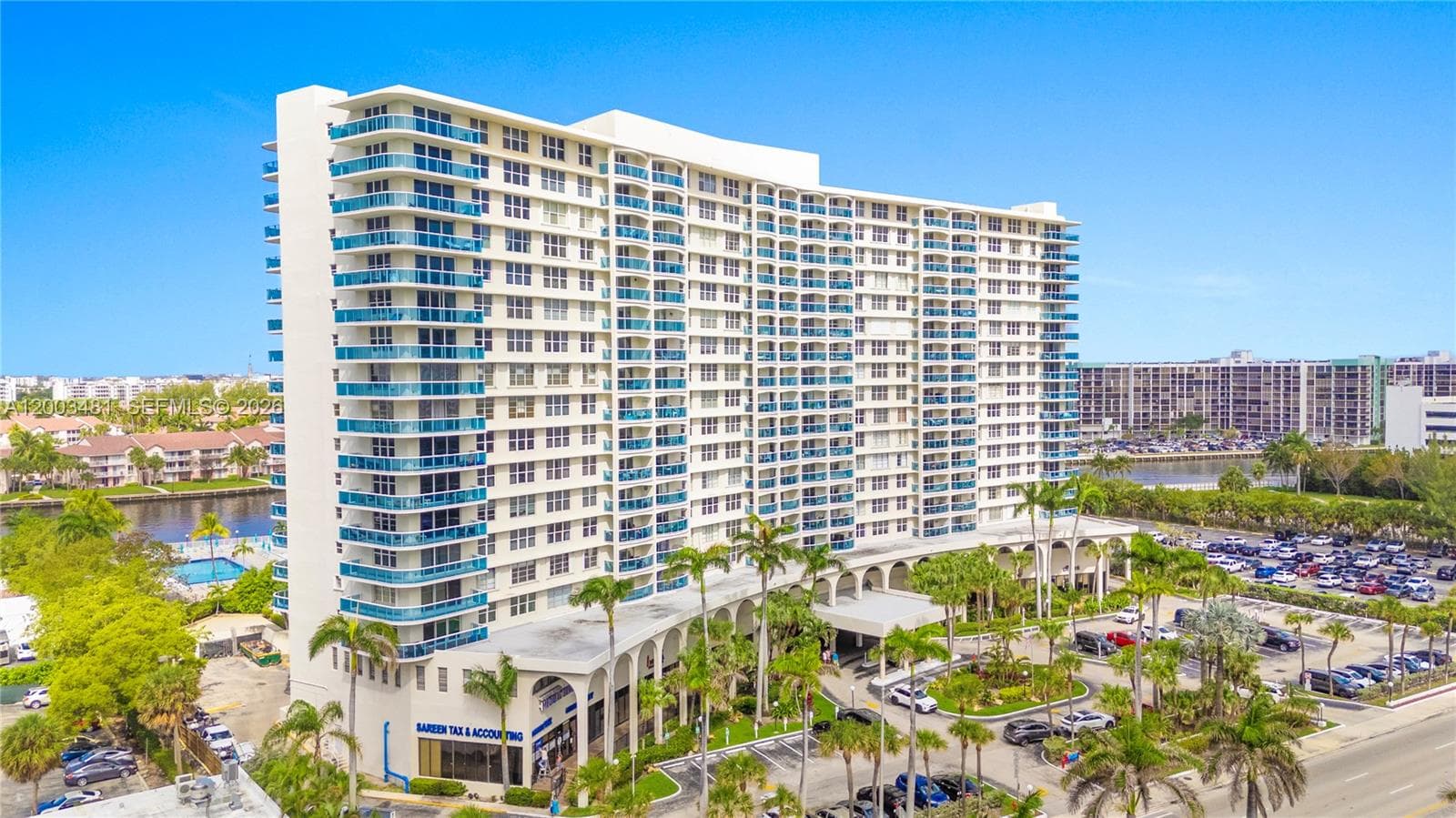 3800 S Ocean Dr 802 photo 14