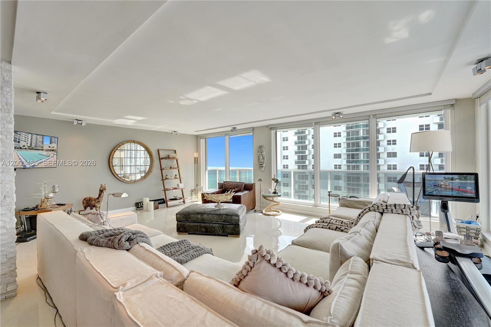 2751 Ocean Dr 4