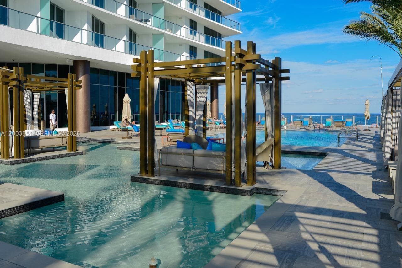 4111 Ocean Dr 2207 photo 13