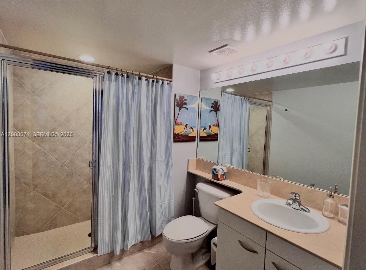 2080 S Ocean Dr 707 photo 8