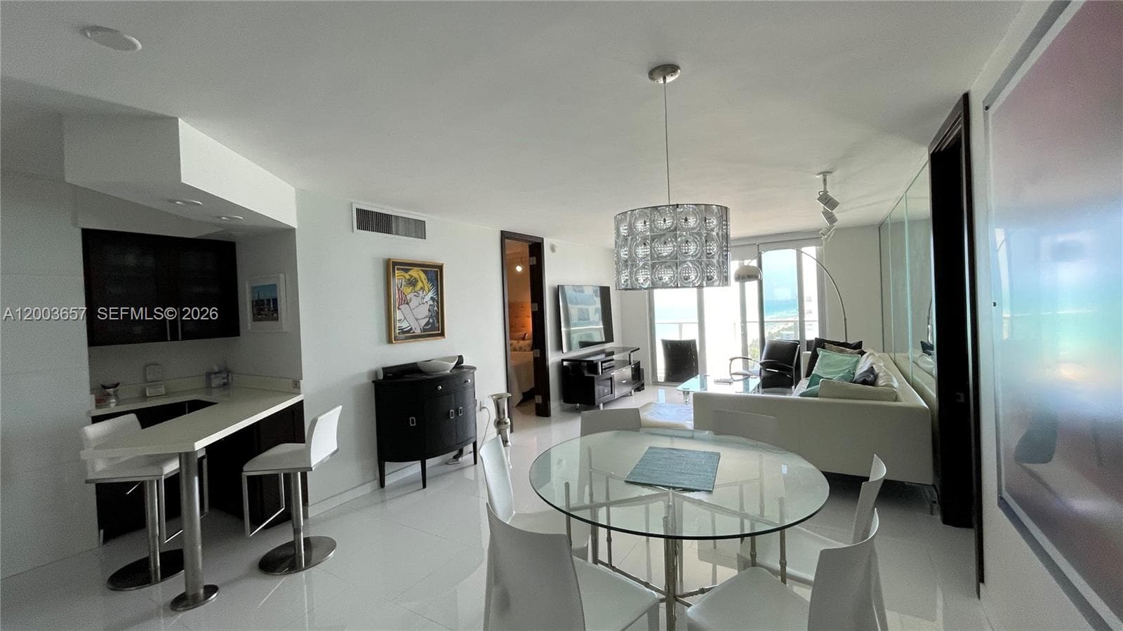5701 Collins Ave 1714 photo 3