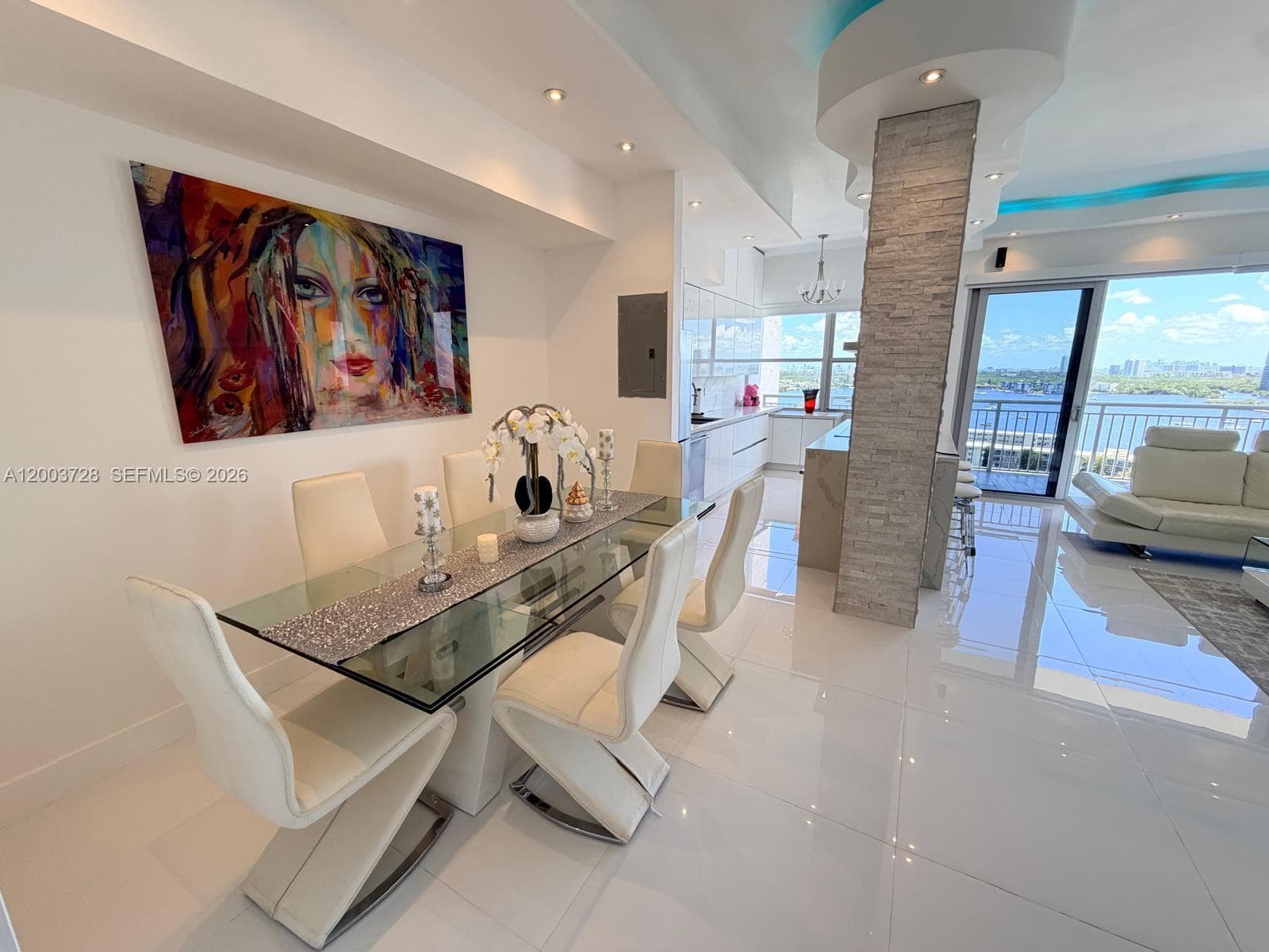 18041 BISCAYNE BLVD PH01 photo 7