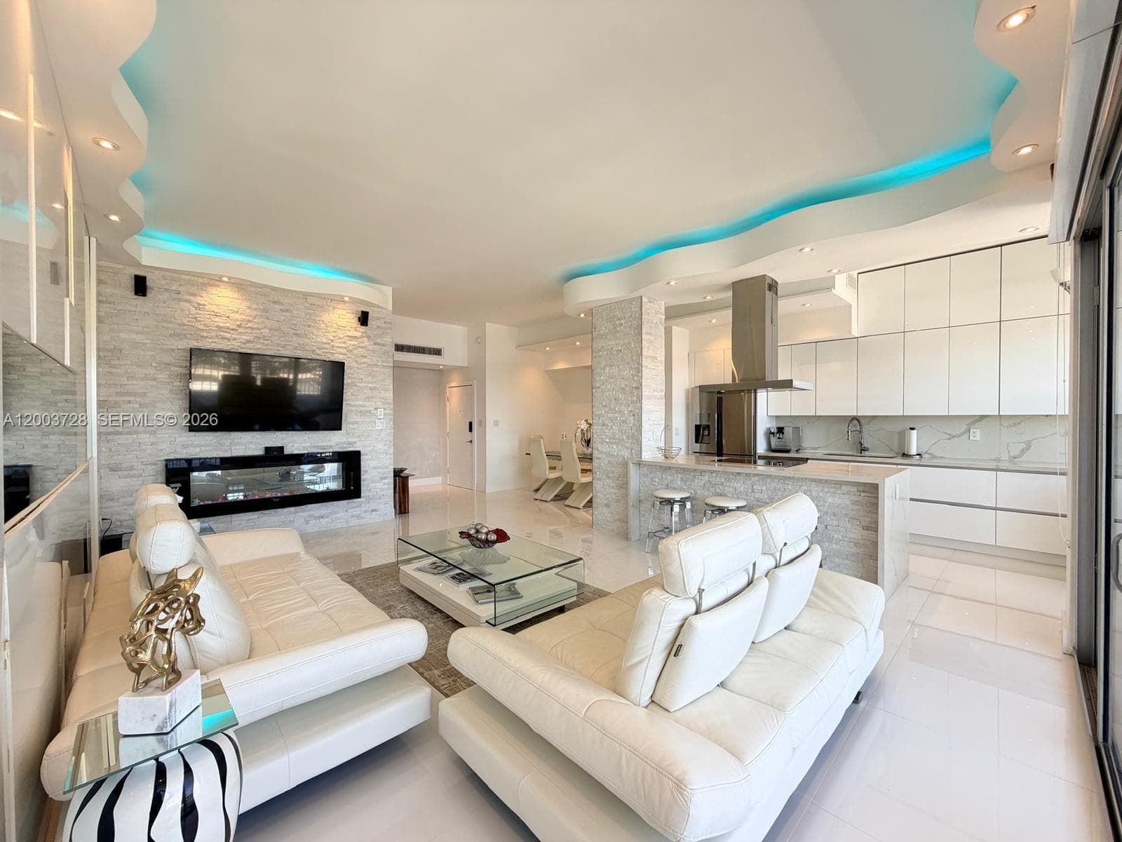18041 BISCAYNE BLVD #PH01 1
