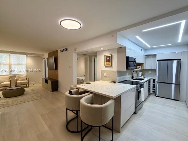 2501 Ocean Dr 5
