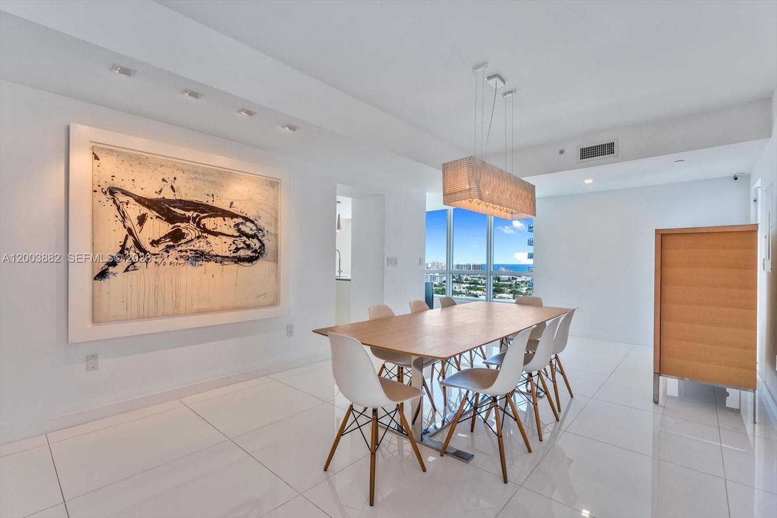 520 West Ave 2101 photo 10