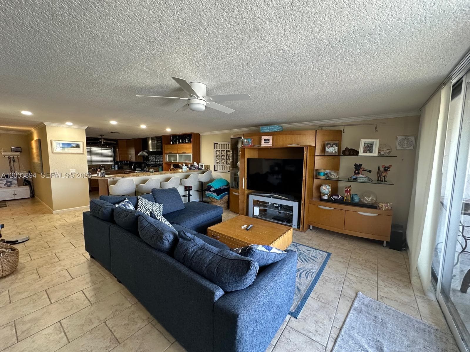 801 Palm Trl 10 photo 6