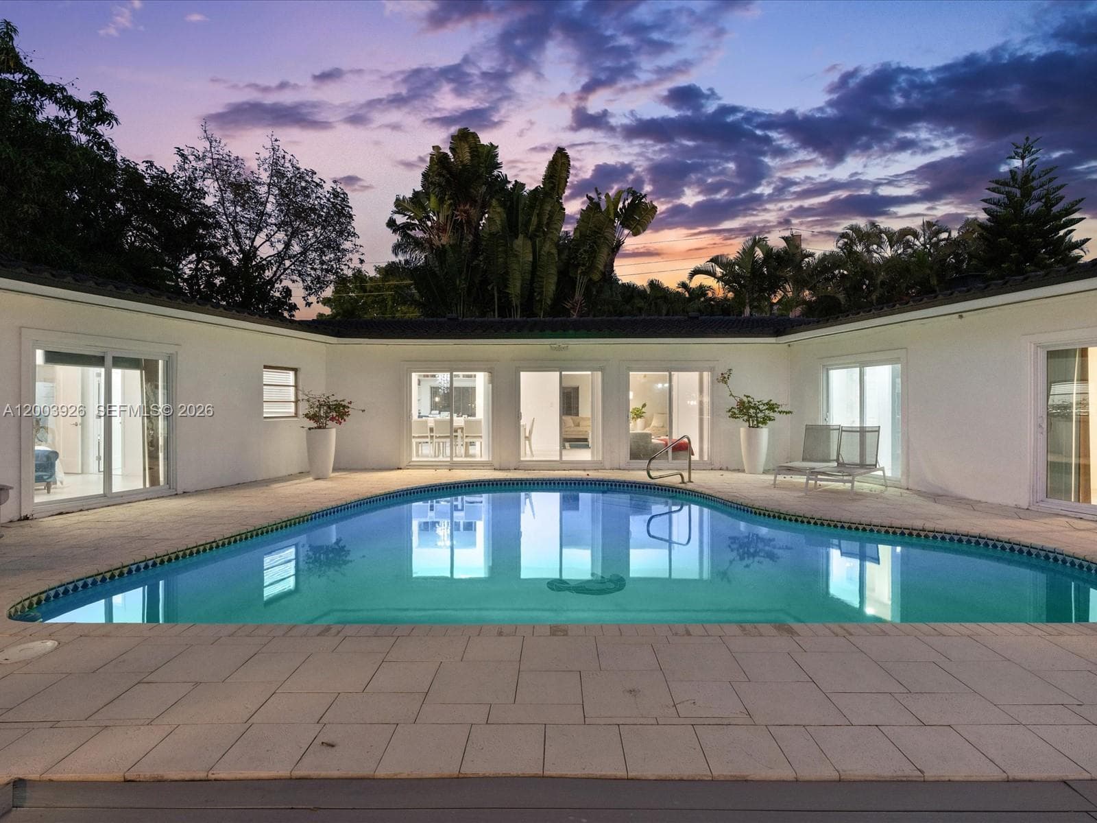 5000 Riviera Dr 4