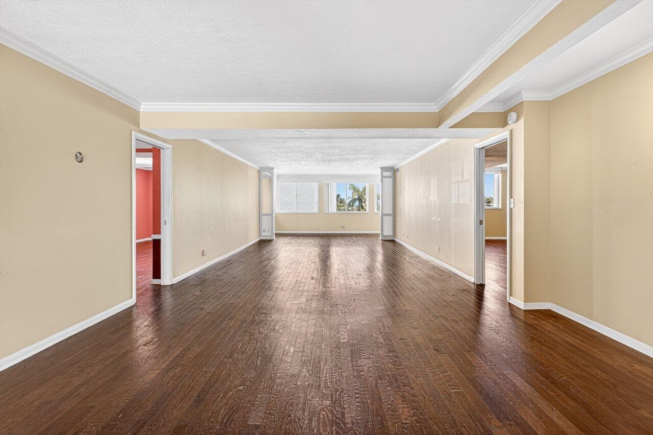 2000 S Ocean Boulevard 403 photo 5