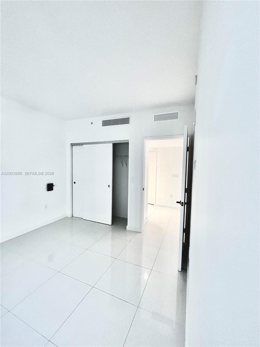 9940 W Bay Harbor Dr 5A-N photo 18
