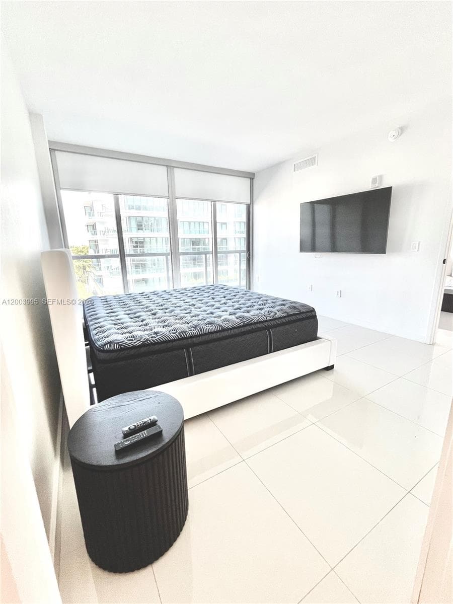 9940 W Bay Harbor Dr 5A-N photo 11