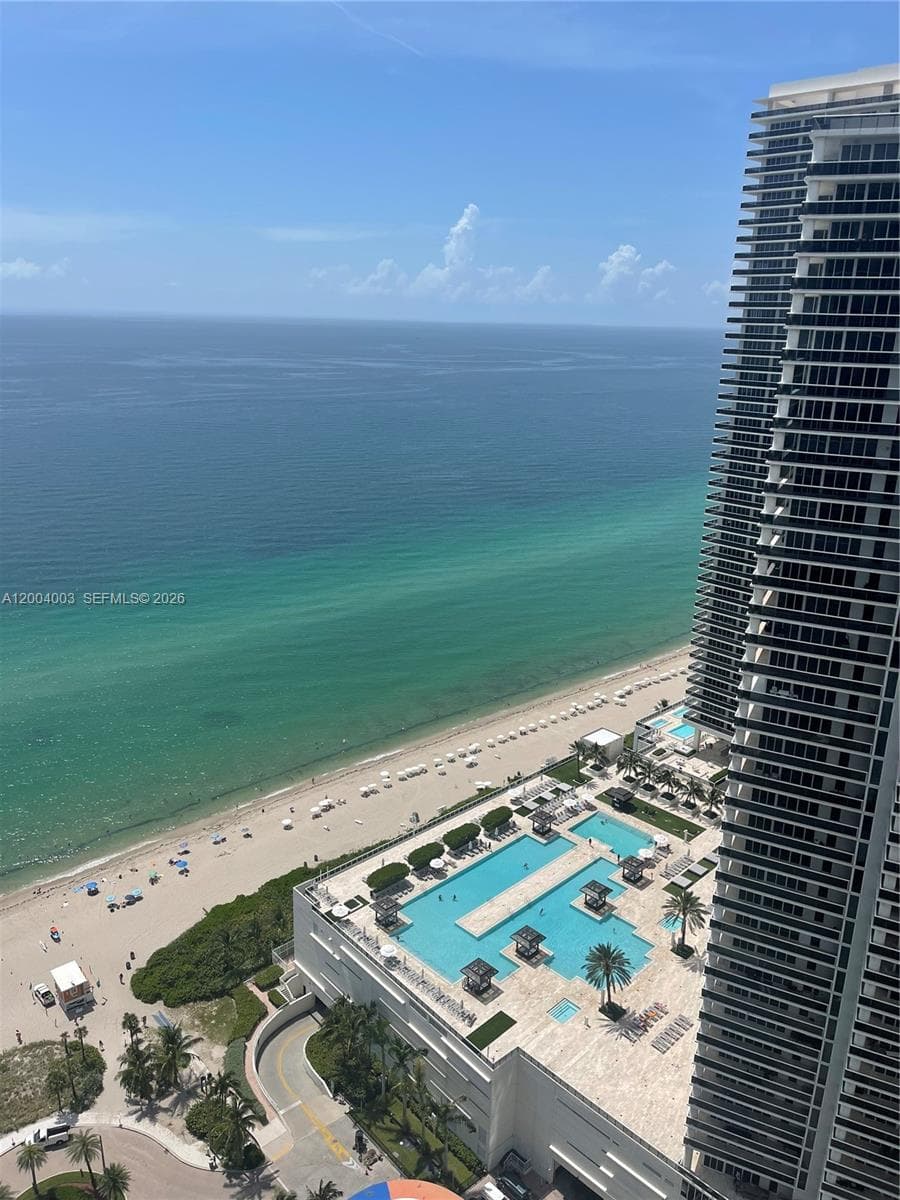4111 Ocean Dr 1