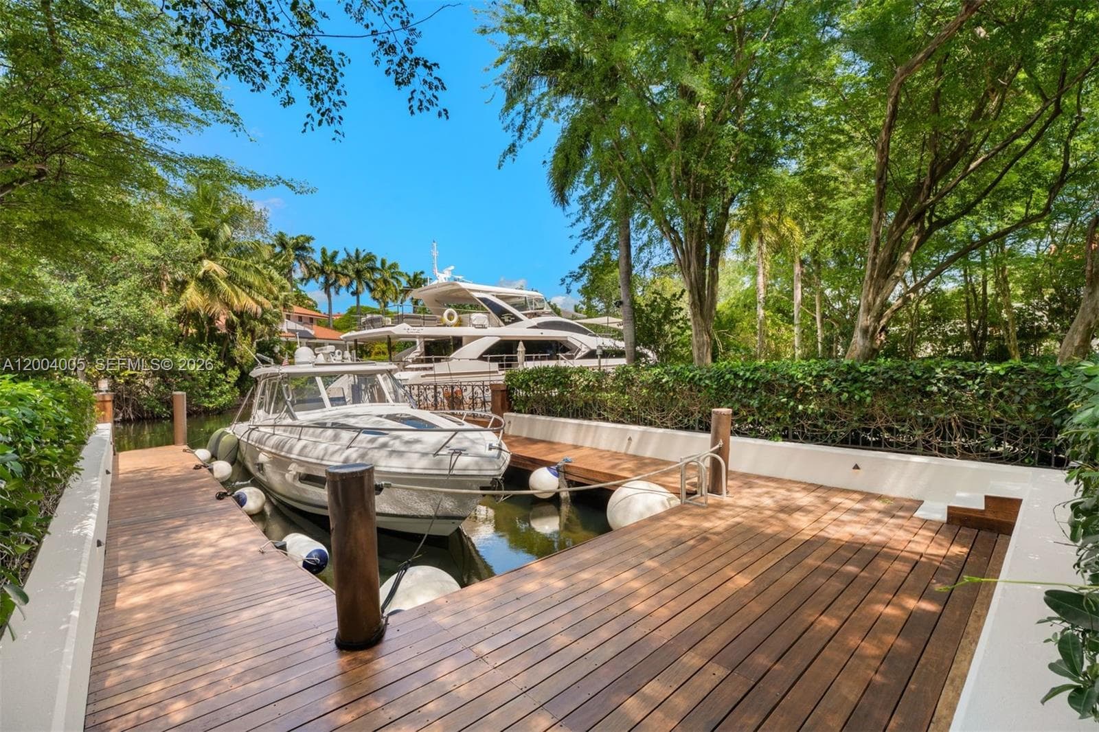 255 Cocoplum Rd photo 17