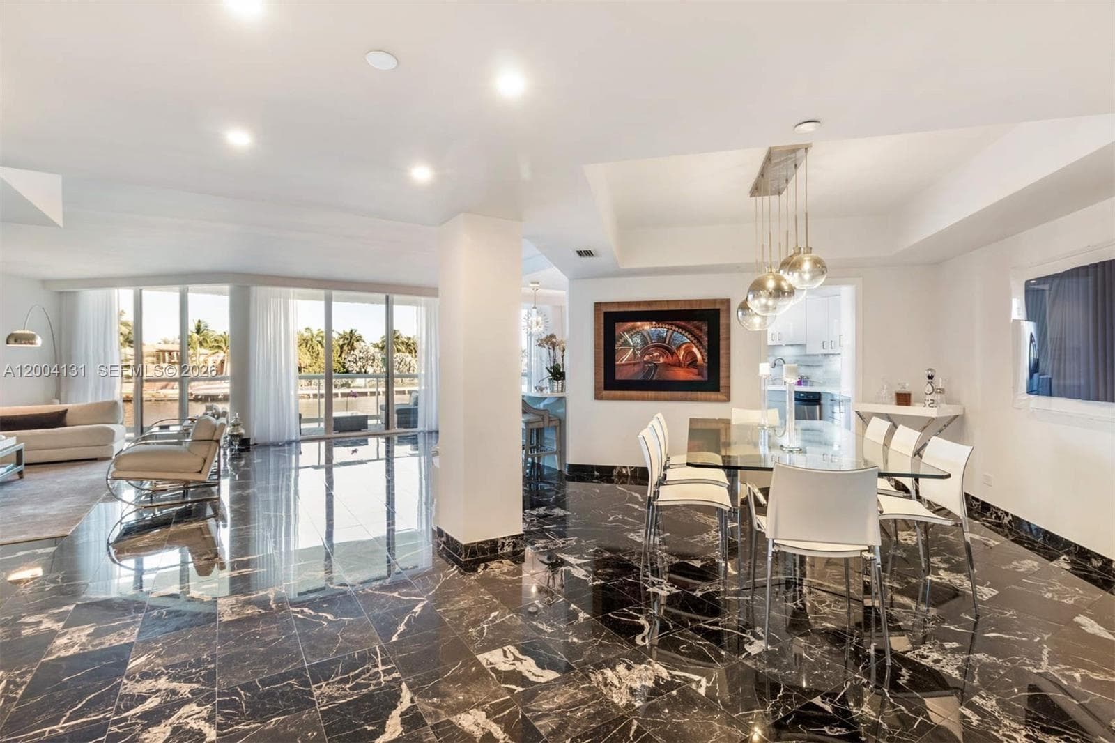 20191 E Country Club Dr TH7 photo 13
