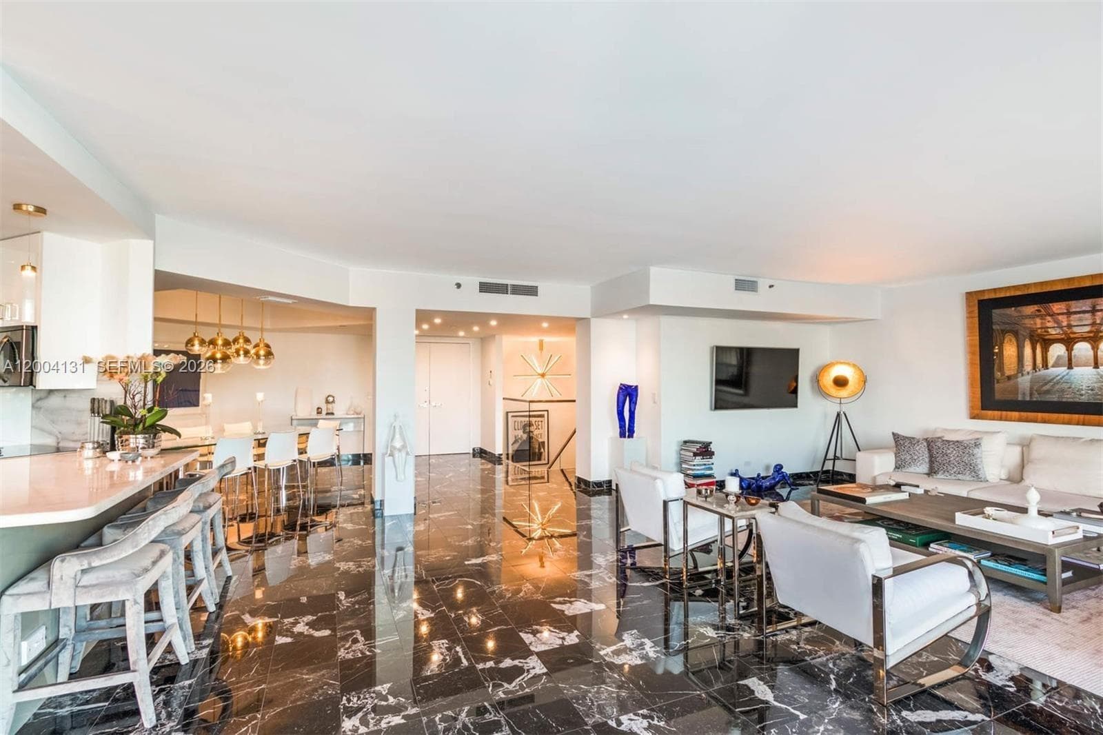 20191 E Country Club Dr TH7 photo 14