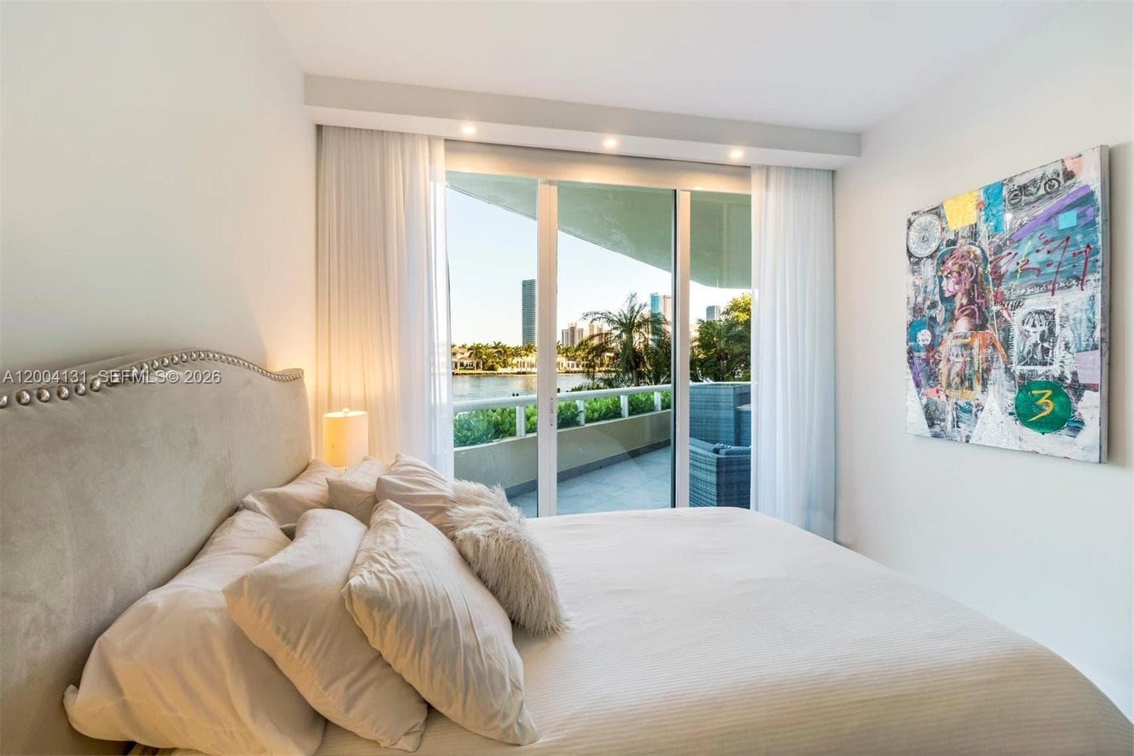20191 E Country Club Dr TH7 photo 8