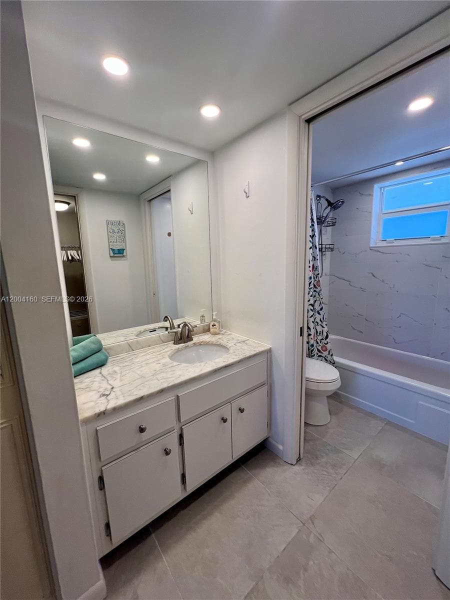 1481 S Ocean Blvd 211E photo 14