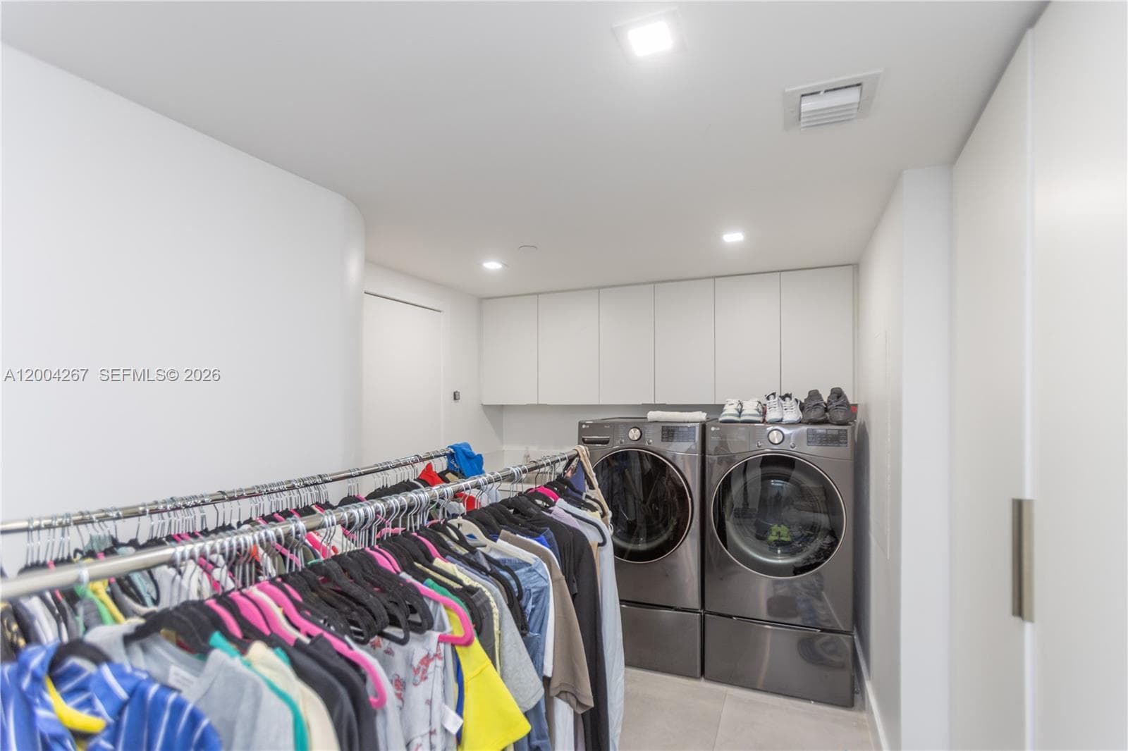 20191 E Country Club Dr TH9 photo 16