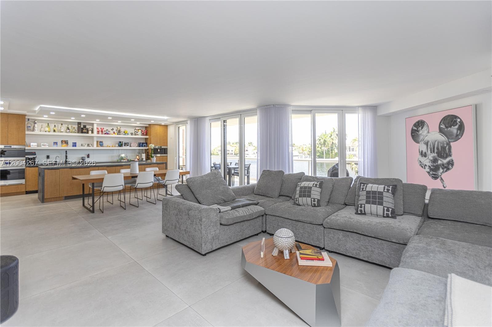 20191 E Country Club Dr TH9 photo 1