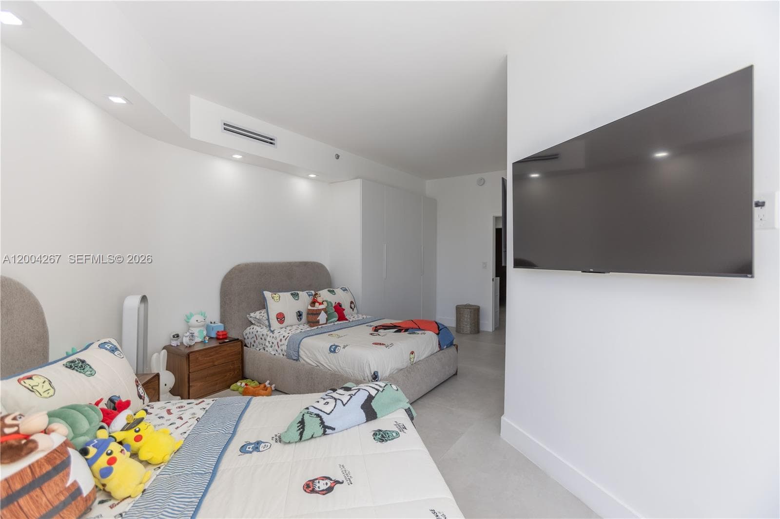 20191 E Country Club Dr TH9 photo 24