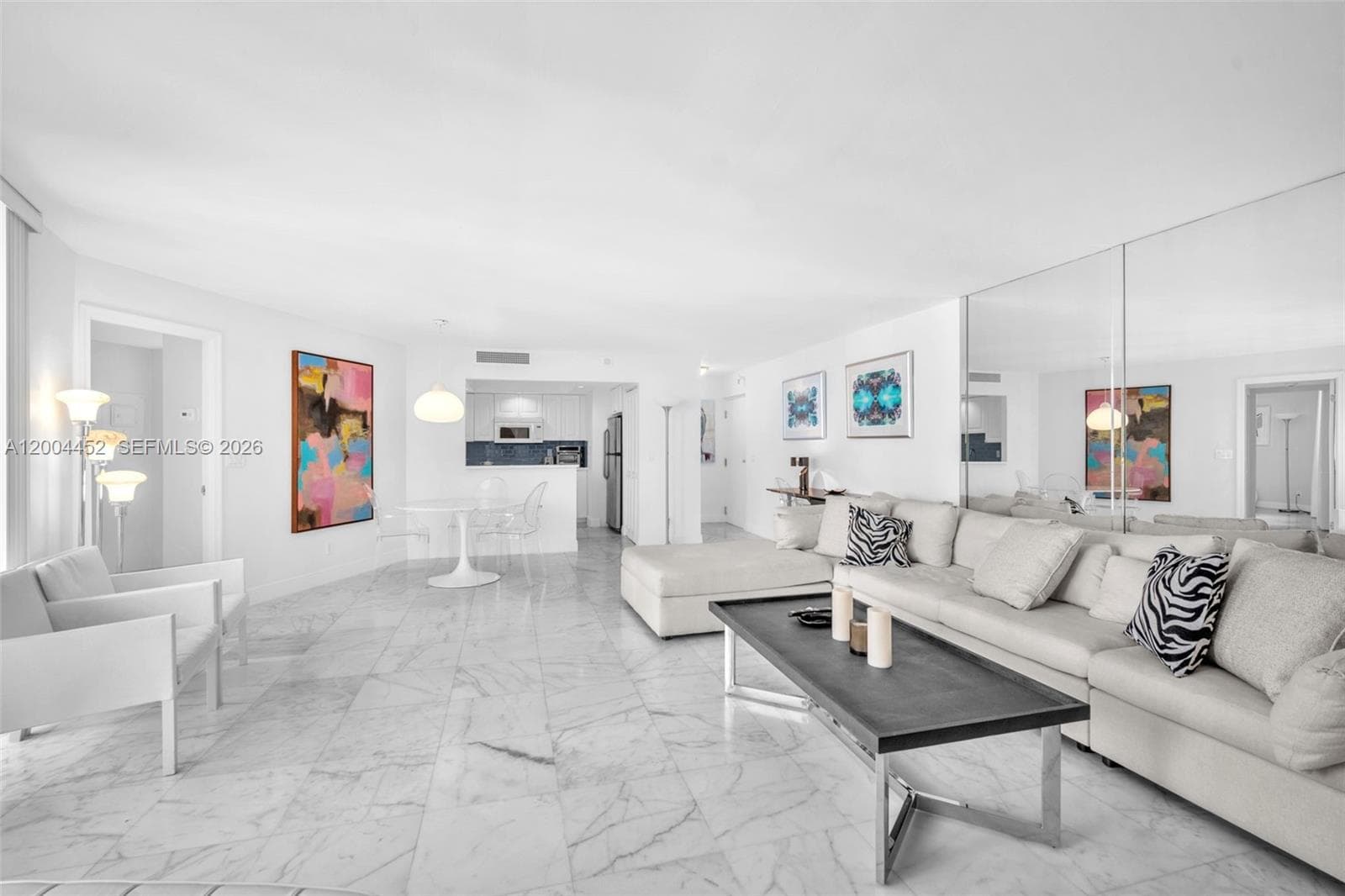 2800 Ocean Dr 4