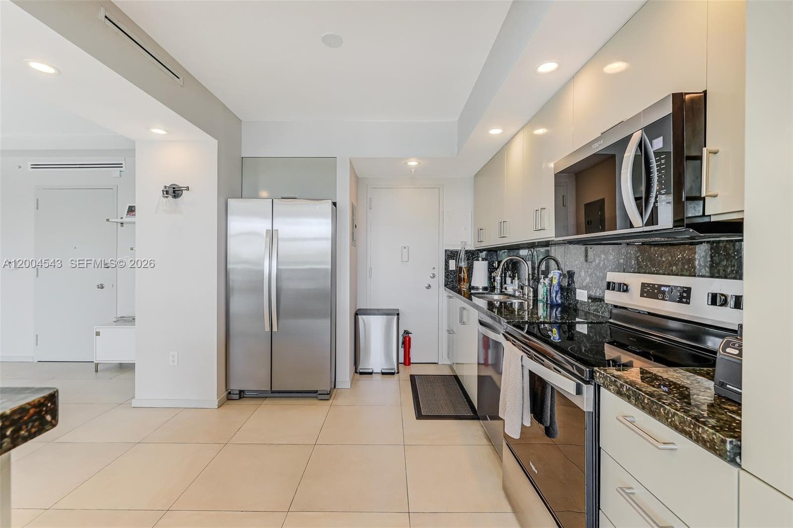 5055 Collins Ave 3K photo 17