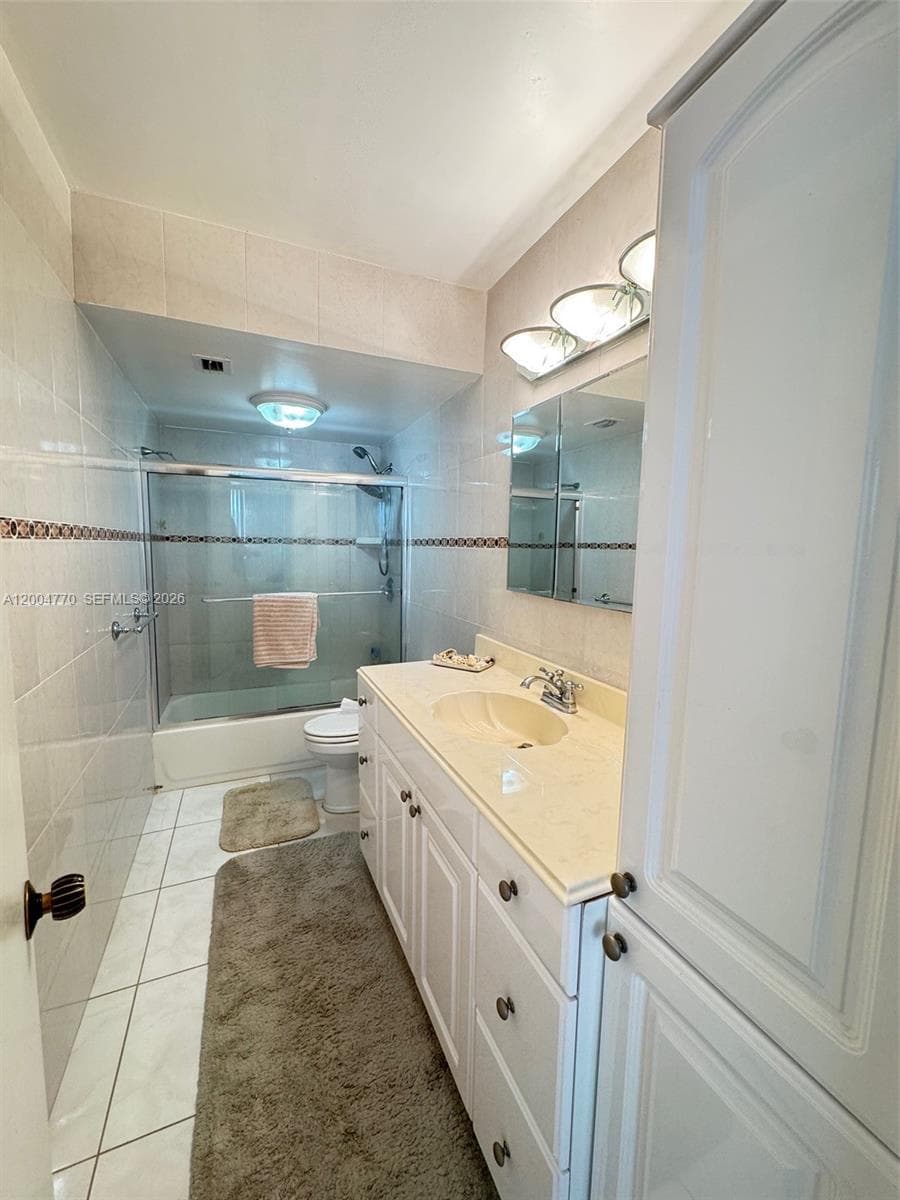 2030 S Ocean Dr 403 photo 14