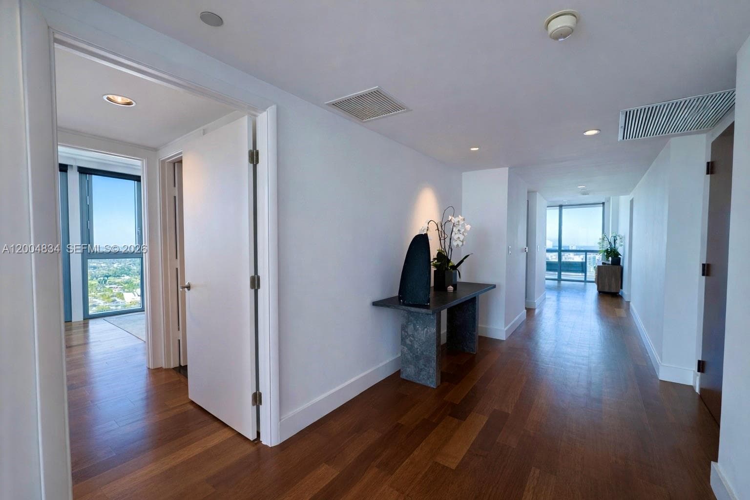 101 20th St 3501 photo 13
