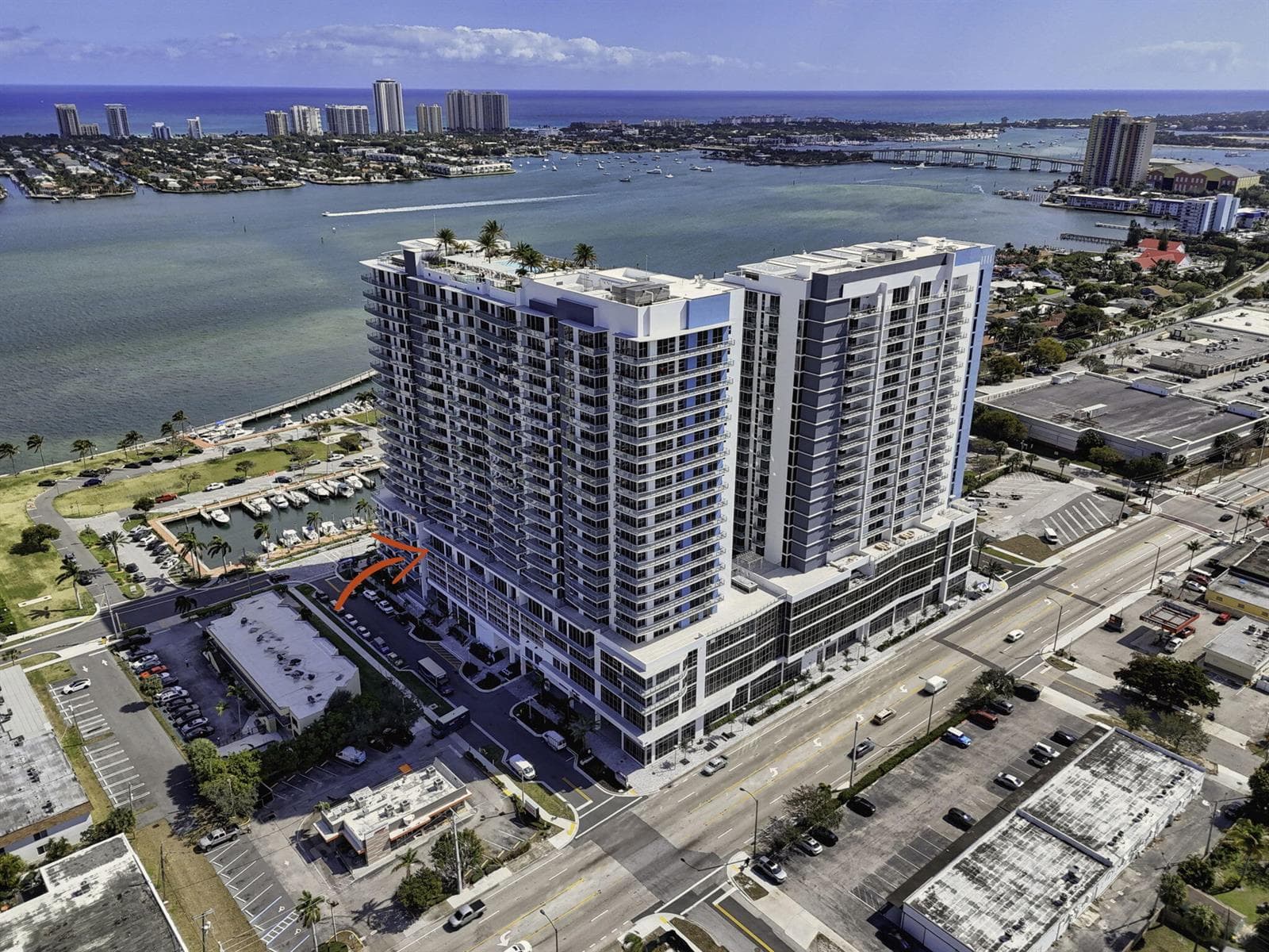220 Lake Shore Drive #605 4