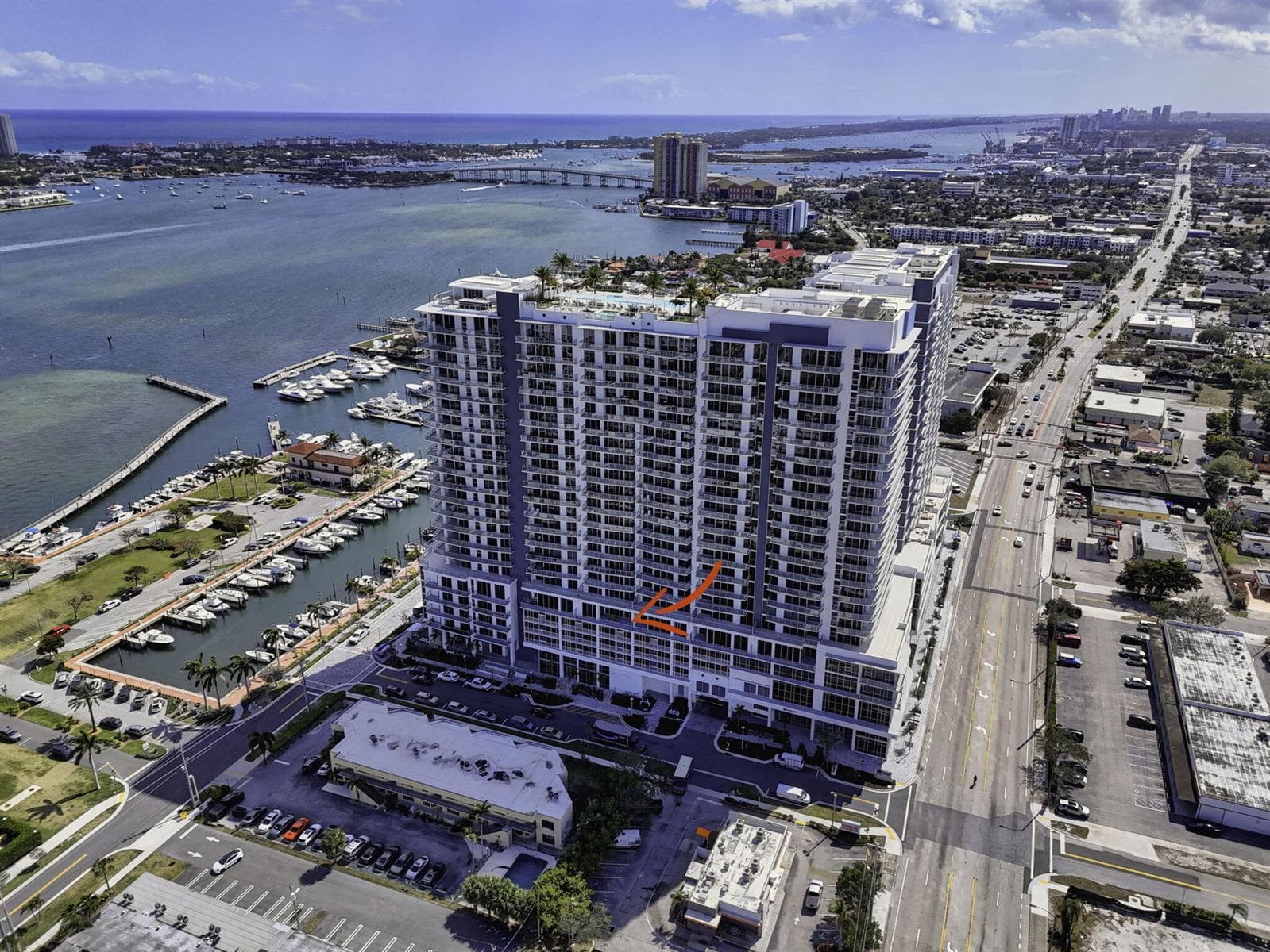 220 Lake Shore Drive #609 5
