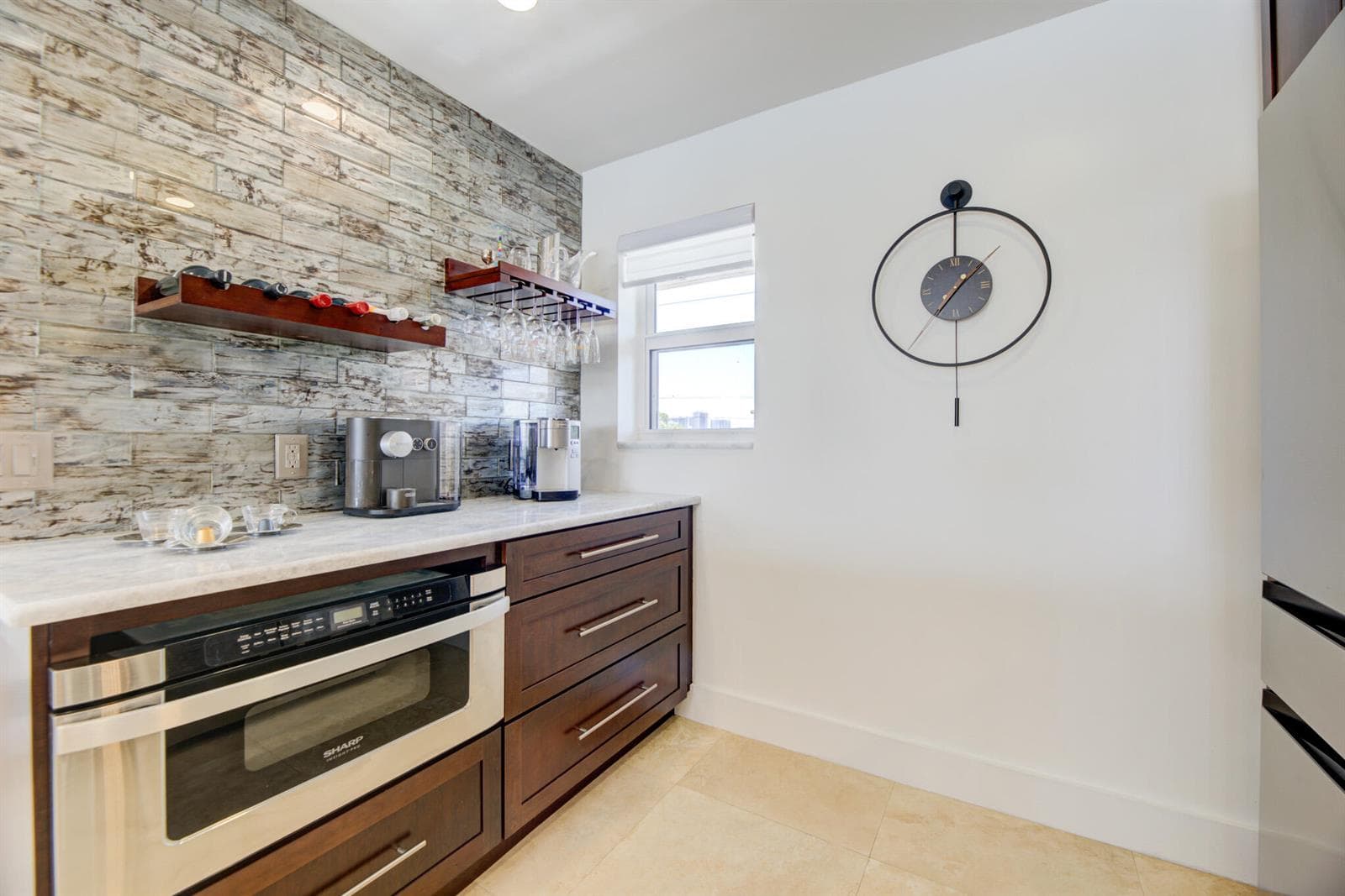 3121 NE 51st Street #305e 5