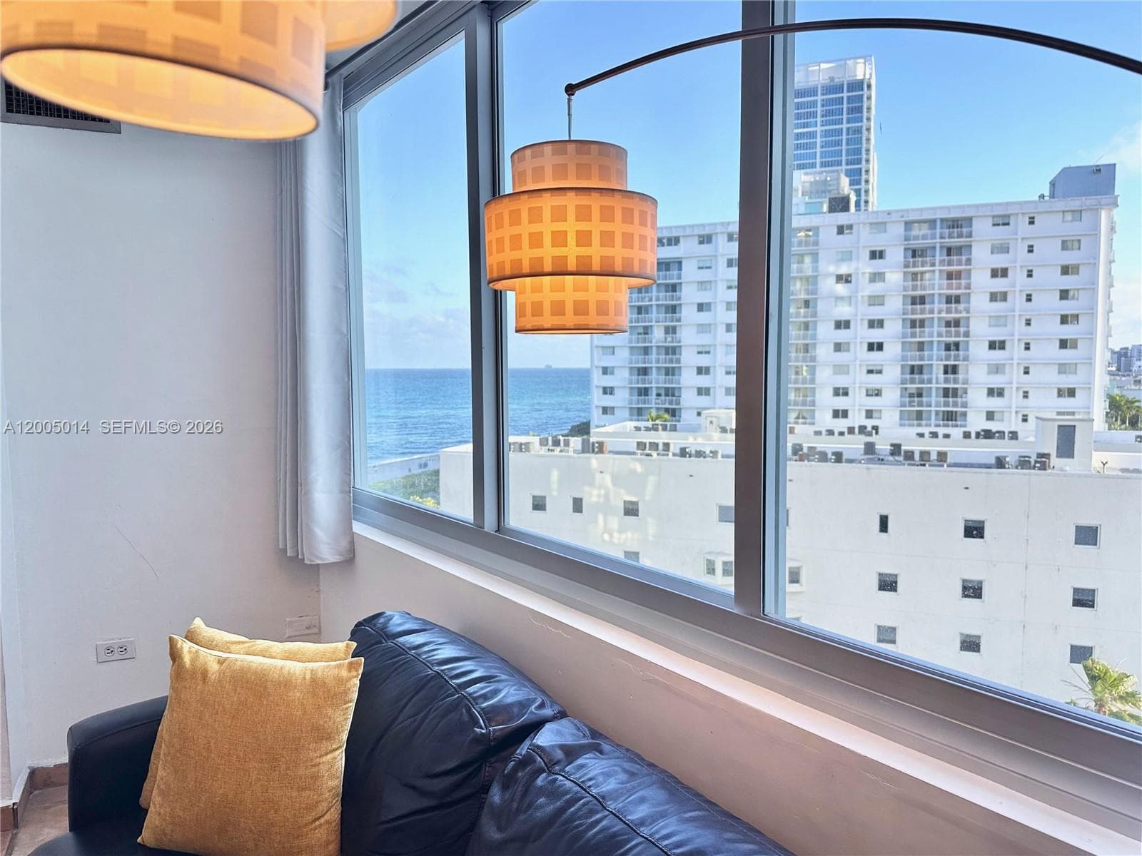 7135 COLLINS AVE 811 photo 3