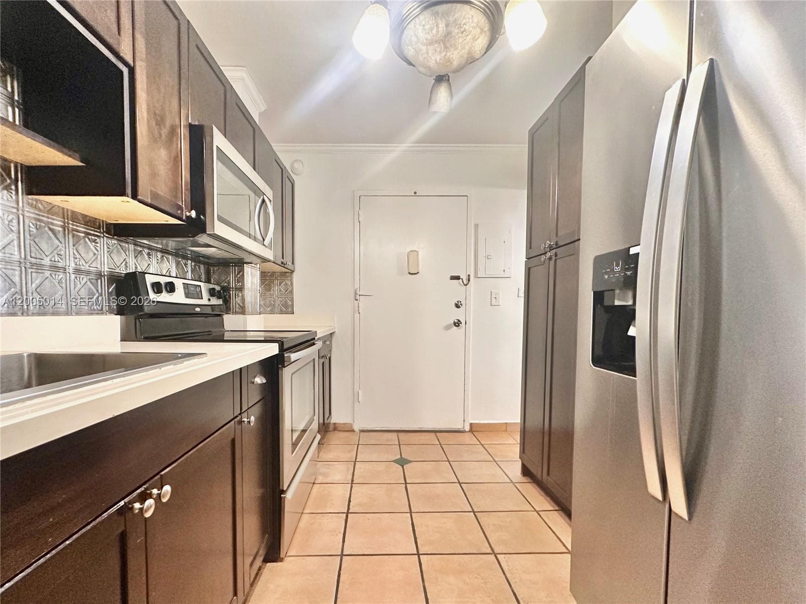 7135 COLLINS AVE 811 photo 8