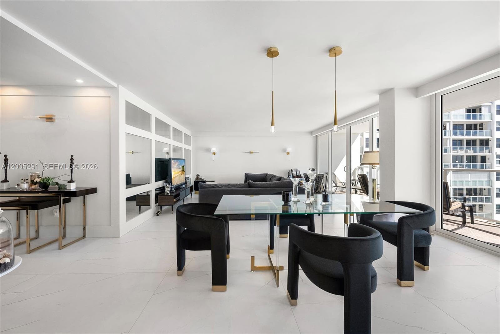 4300 Ocean Blvd 5