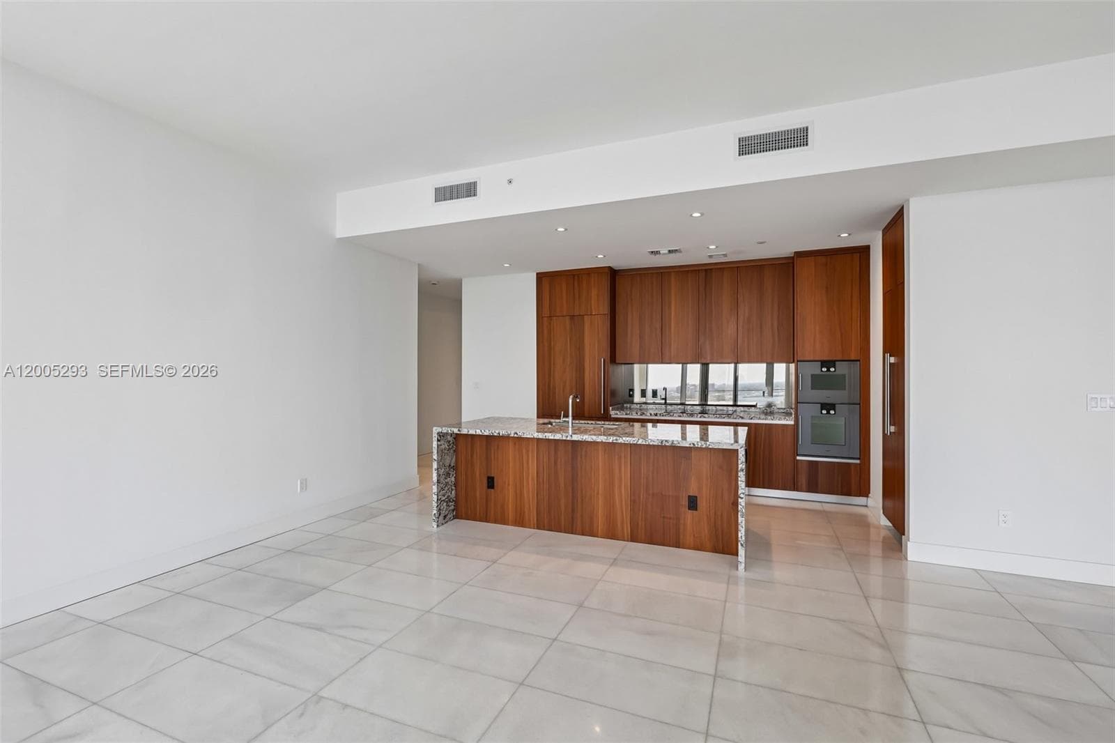 175 se 25 rd 2803 photo 23