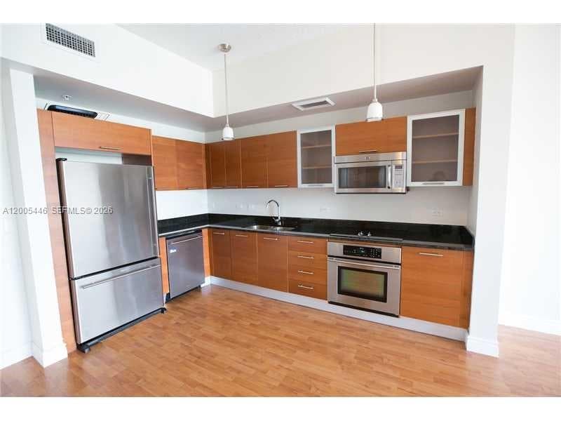 3470 E Coast Ave H1503 photo 3